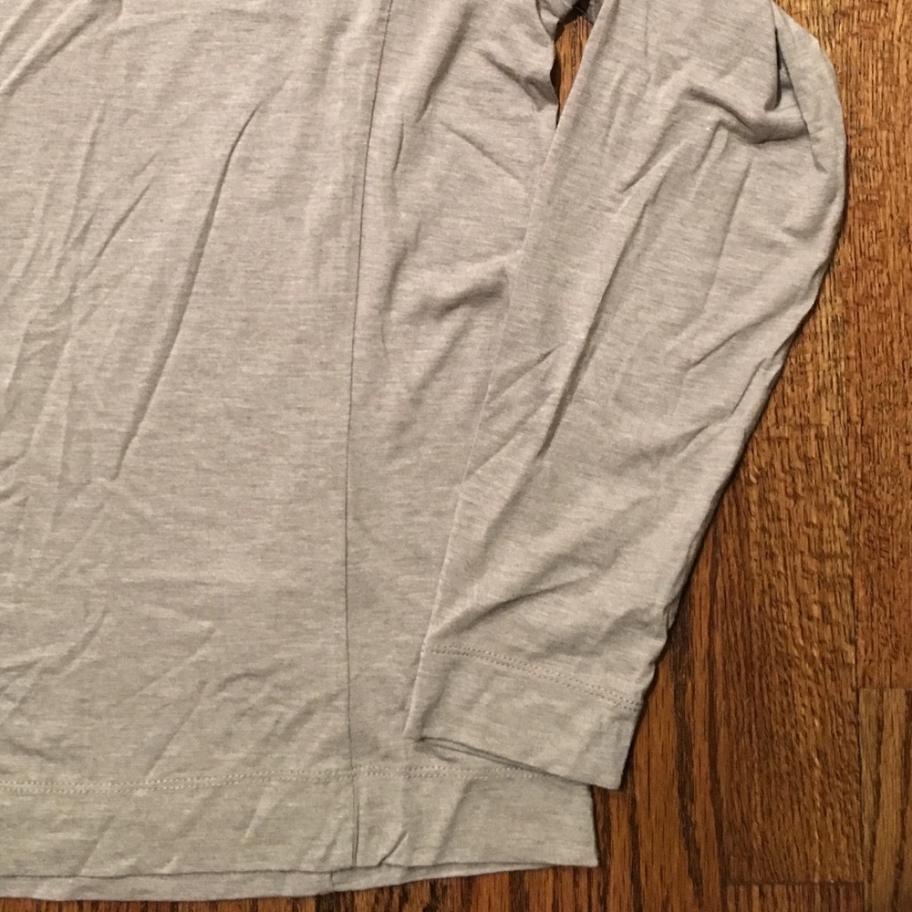 PURE/Top - Picture 2 of 6